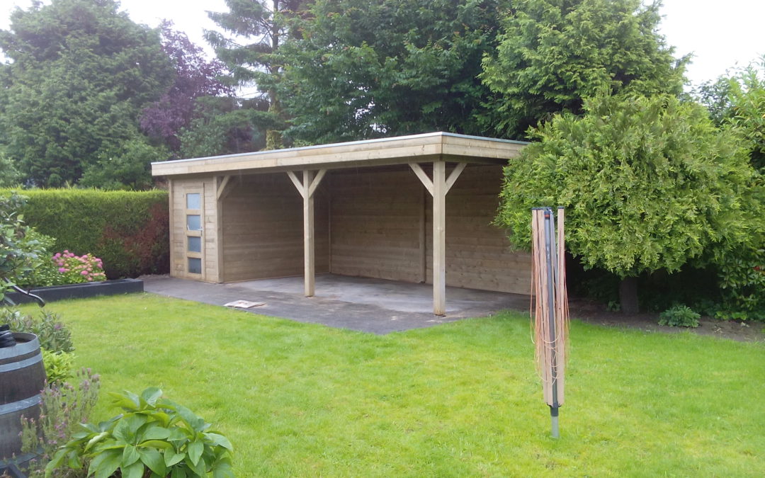 Tuinhuis met luifel Klundert